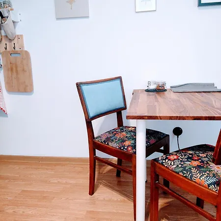 Appartement In Center *
